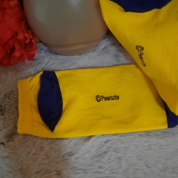 Charlie Brown Socks - Picture 4 of 4